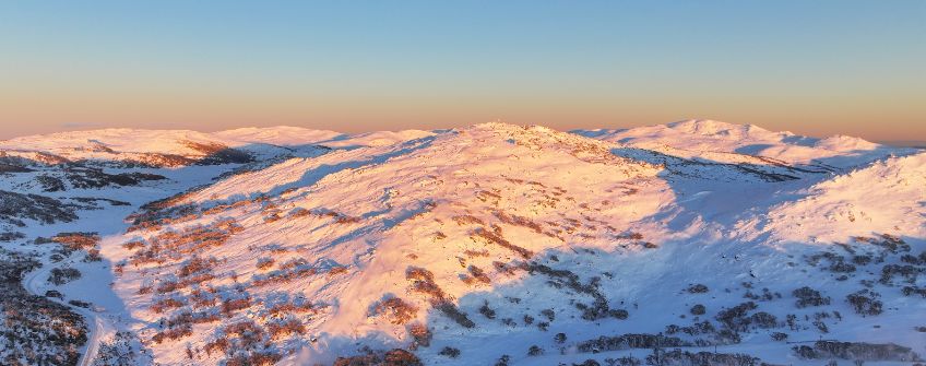 Perisher Ski Resort vista of Kosciuzsko Main Range